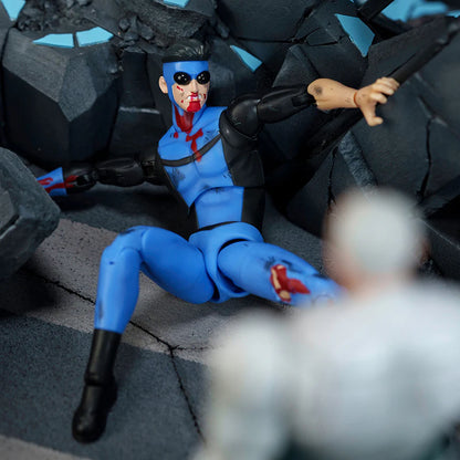 Invincible 1/12 Scale Action Figure Battle Damged Deluxe Exclusive SDCC 2026