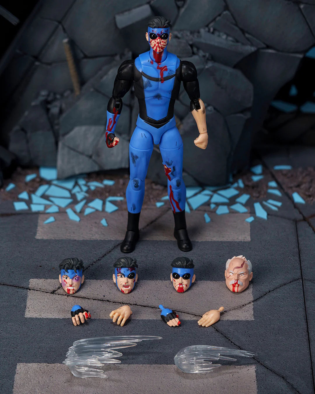 Invincible 1/12 Scale Action Figure Battle Damged Deluxe Exclusive SDCC 2026