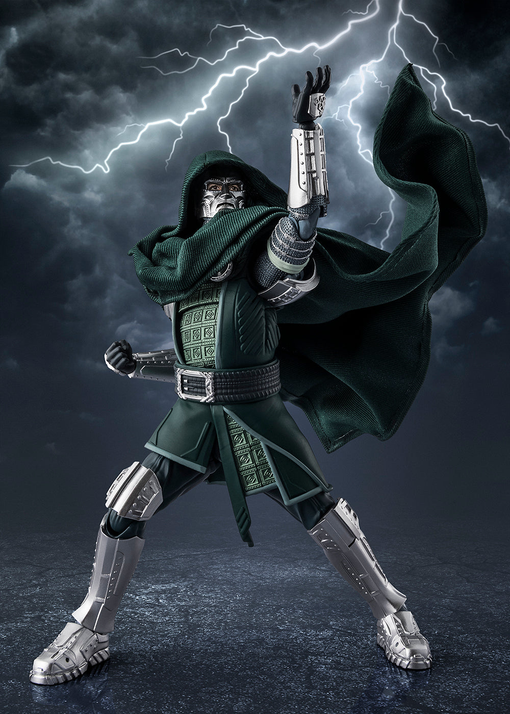 Pre-Order: S.H.Figuarts Doctor Doom (Avengers: Doomsday) Action Figure
