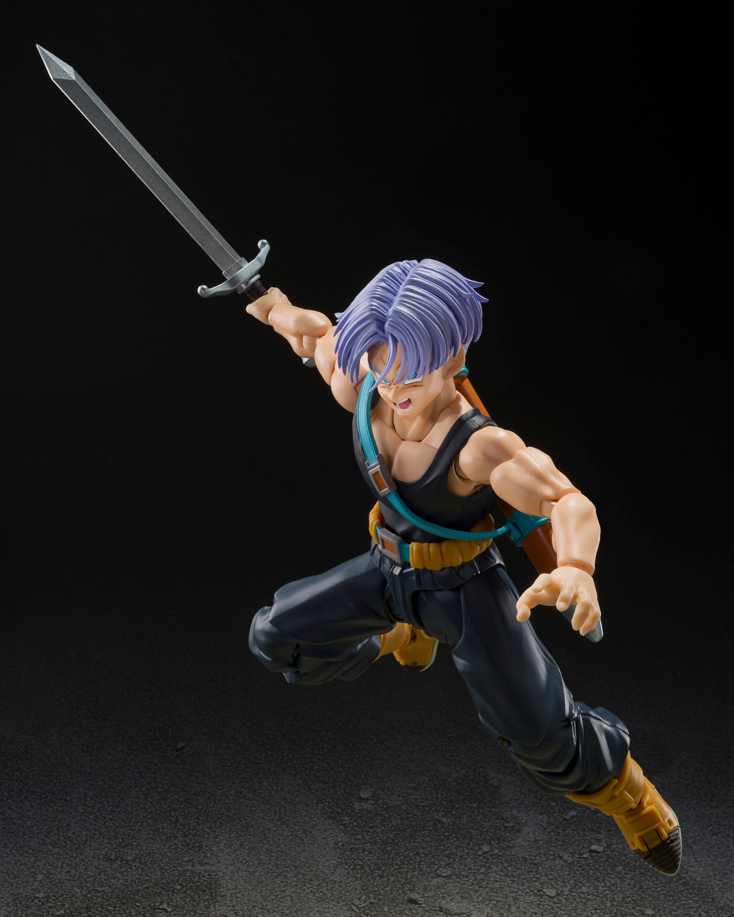Pre-Order: Dragon Ball Z S.H.Figuarts Trunks Z Fighter (Group Base Ver. B Limited Edition) Action Figure