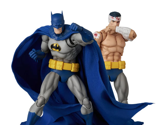 Pre-Order: DC Comics MAFEX No. 334 Batman (Recollection Blue Ver.) Action Figure