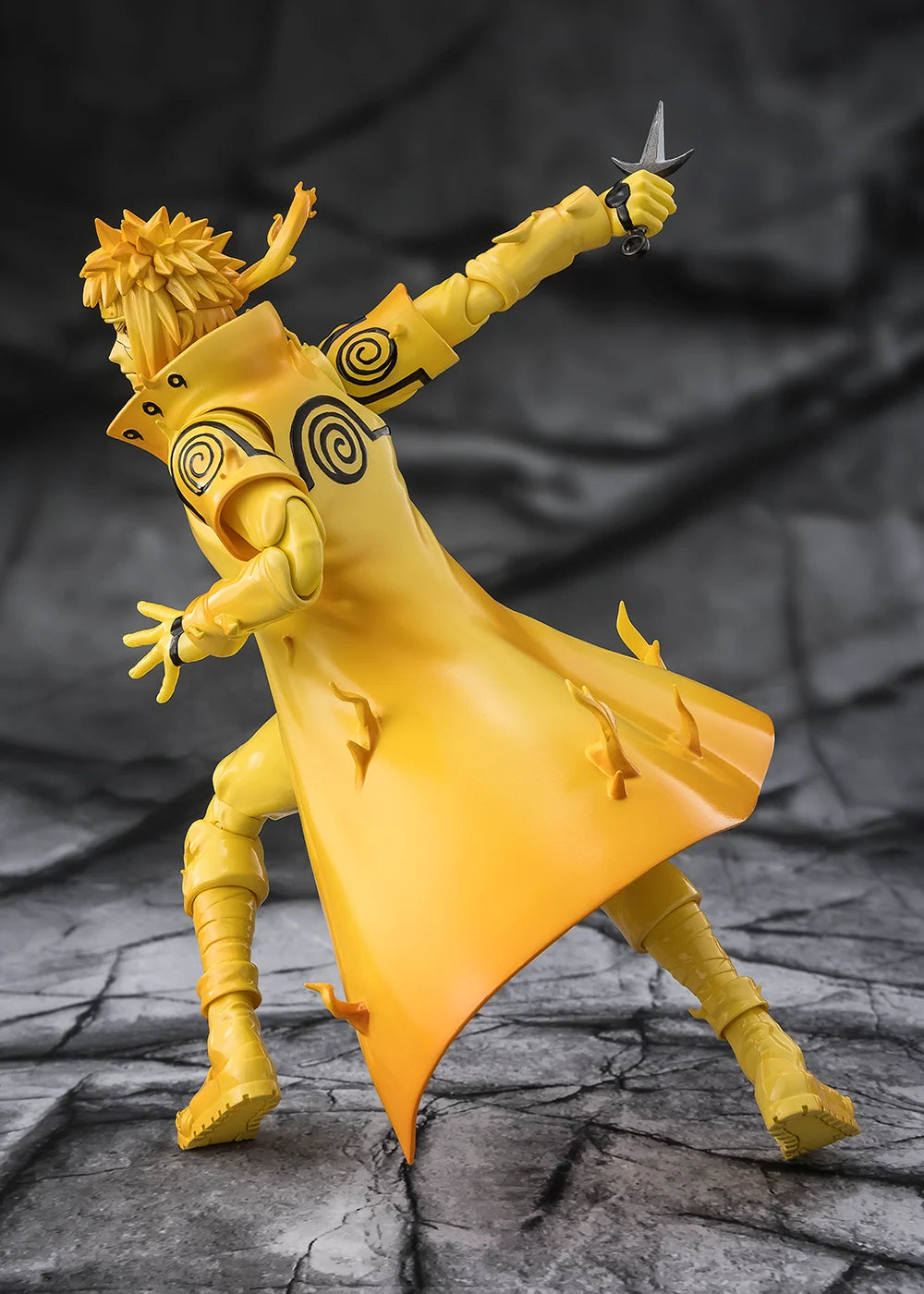 Pre-Order: Naruto: Shippuden S.H.Figuarts Minato Namikaze (Kurama Link Mode) (Bond of Light That Shatters Darkness) Action Figure