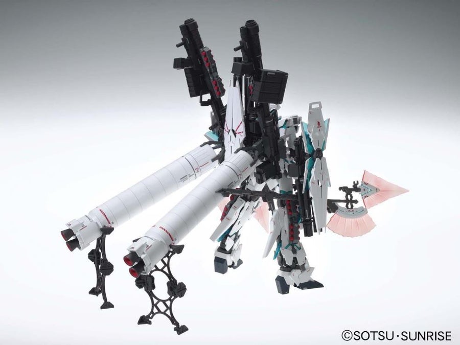 Mobile Suit Gundam Unicorn MG RX-0 Full Armor Unicorn Gundam (Ver.Ka) 1/100 Scale Model Kit