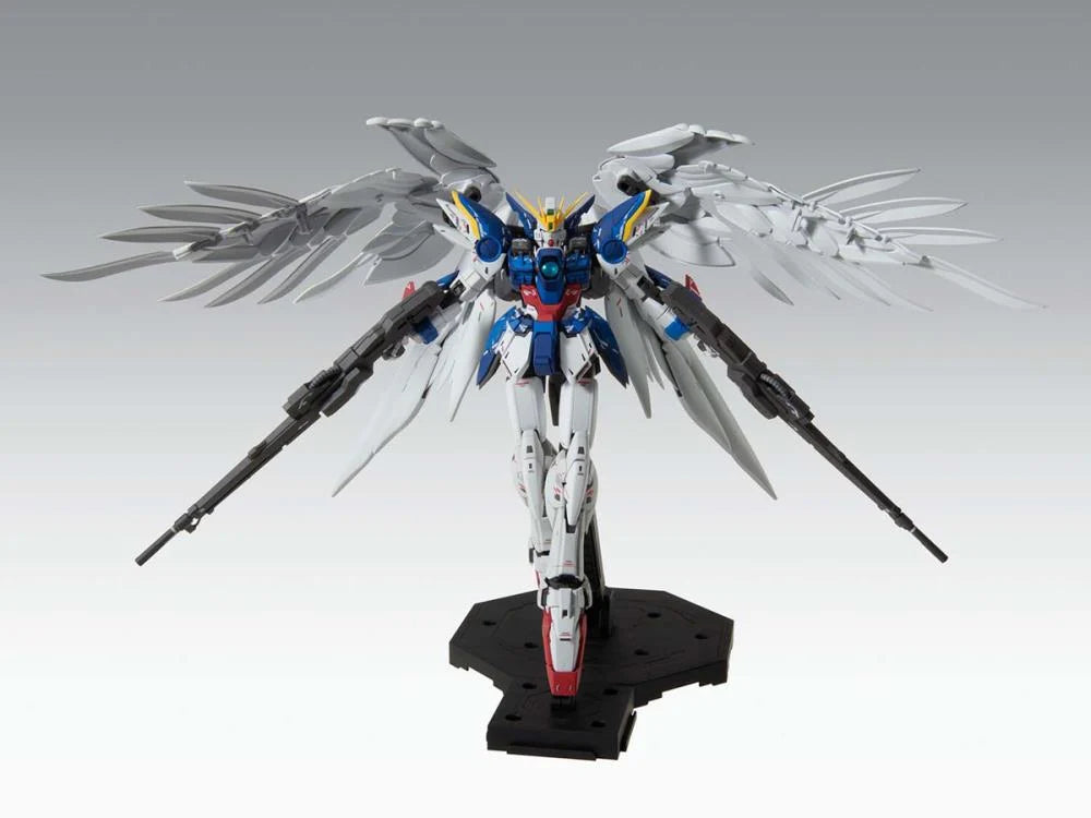 Gundam Wing: Endless Waltz MG Wing Gundam Zero EW (Ver.Ka) 1/100 Scale Model Kit