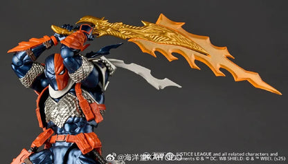 Pre-Order -DC Comics Amazing Yamaguchi Revoltech NR059 Deathstroke (Ver. 1.5)