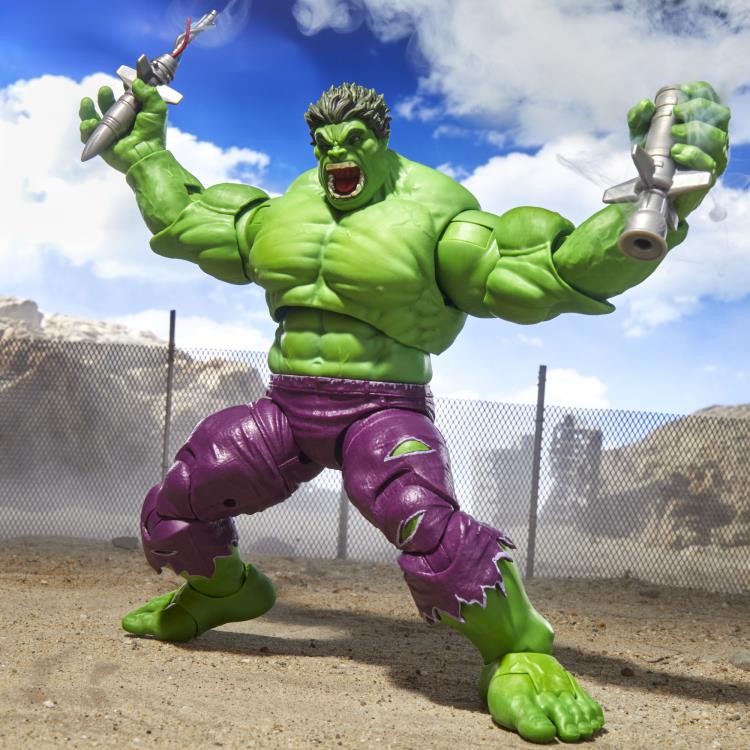 Marvel Legends Maximum Series Hulk Deluxe Action Figure