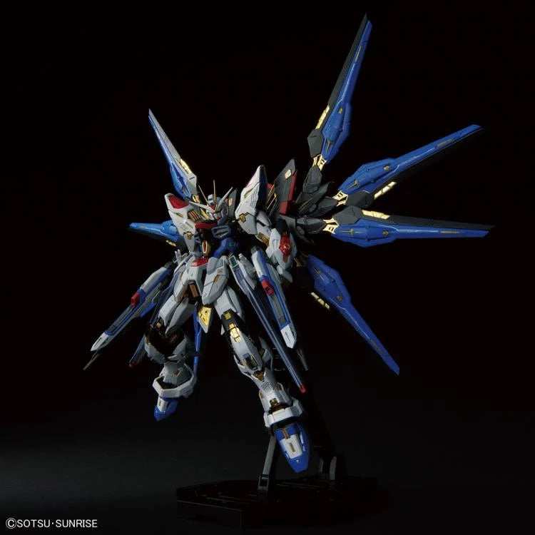 Mobile Suit Gundam SEED Destiny MGEX Strike Freedom Gundam 1/100 Scale Model Kit