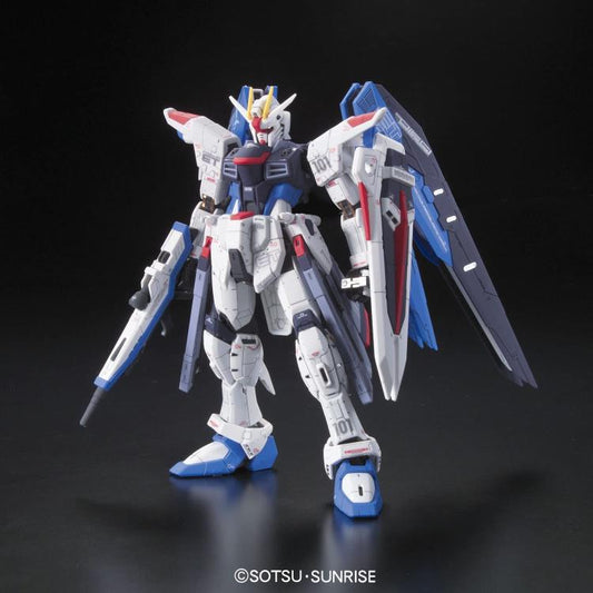 Mobile Suit Gundam SEED RG Freedom Gundam 1/144 Scale Model Kit (ZGMF-X10A)