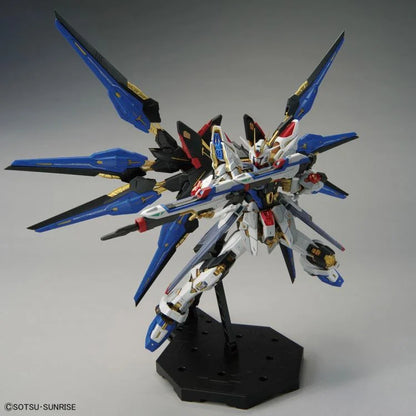 Mobile Suit Gundam SEED Destiny MGEX Strike Freedom Gundam 1/100 Scale Model Kit