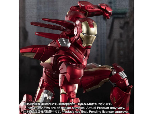 The Avengers S.H.Figuarts Iron Man Mark VII (Avengers Assemble Edition) Exclusive Action Figure