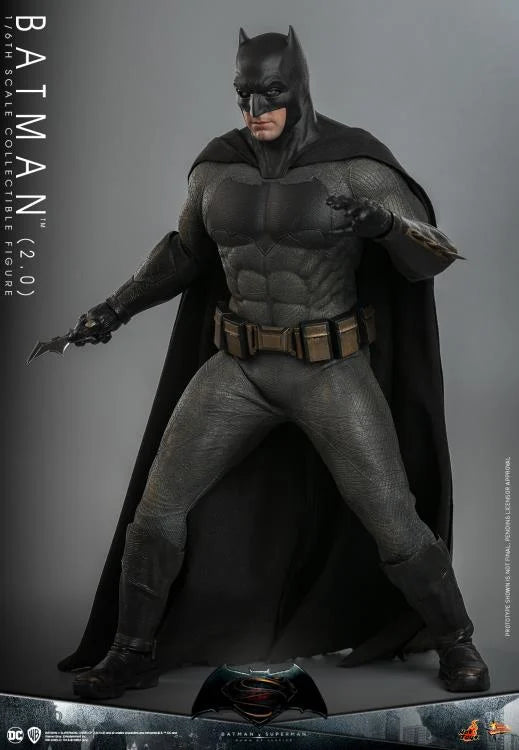 Batman v Superman: Dawn of Justice MMS731 Batman (Ver.2) 1/6th Scale Collectible Figure