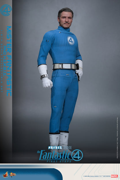 Pre-Order - The Fantastic Four: First Steps MMS822 Mister Fantastic and H.E.R.B.I.E. 1/6th Scale Collectible Figure Set