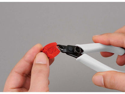 Bandai Spirits Model Kit Entry Nipper Tool (White)