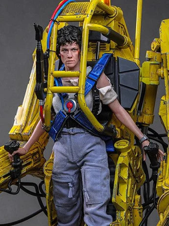 Pre-Order - Aliens MMS923 Ellen Ripley & Power Loader 1/6th Scale Collectible Figure and Vehicle Accessory