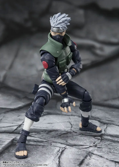 Pre-Order: Naruto: Shippuden S.H.Figuarts Kakashi Hatake (The Famed Sharingan Hero) Action Figure (Reissue)