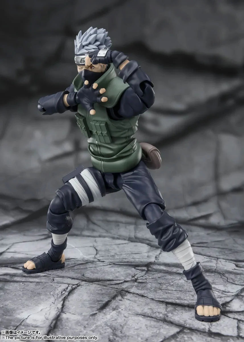 Pre-Order: Naruto: Shippuden S.H.Figuarts Kakashi Hatake (The Famed Sharingan Hero) Action Figure (Reissue)