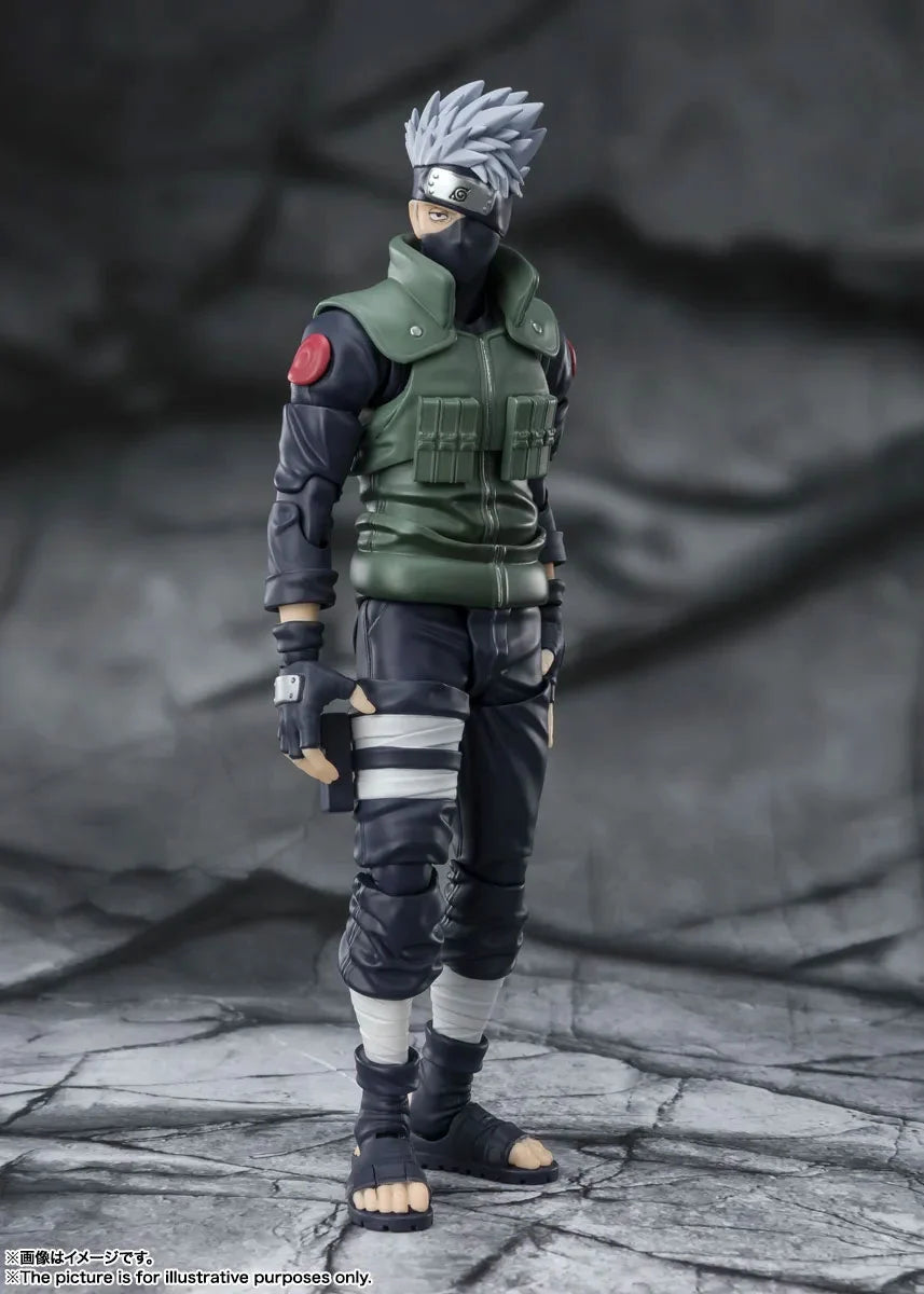 Pre-Order: Naruto: Shippuden S.H.Figuarts Kakashi Hatake (The Famed Sharingan Hero) Action Figure (Reissue)