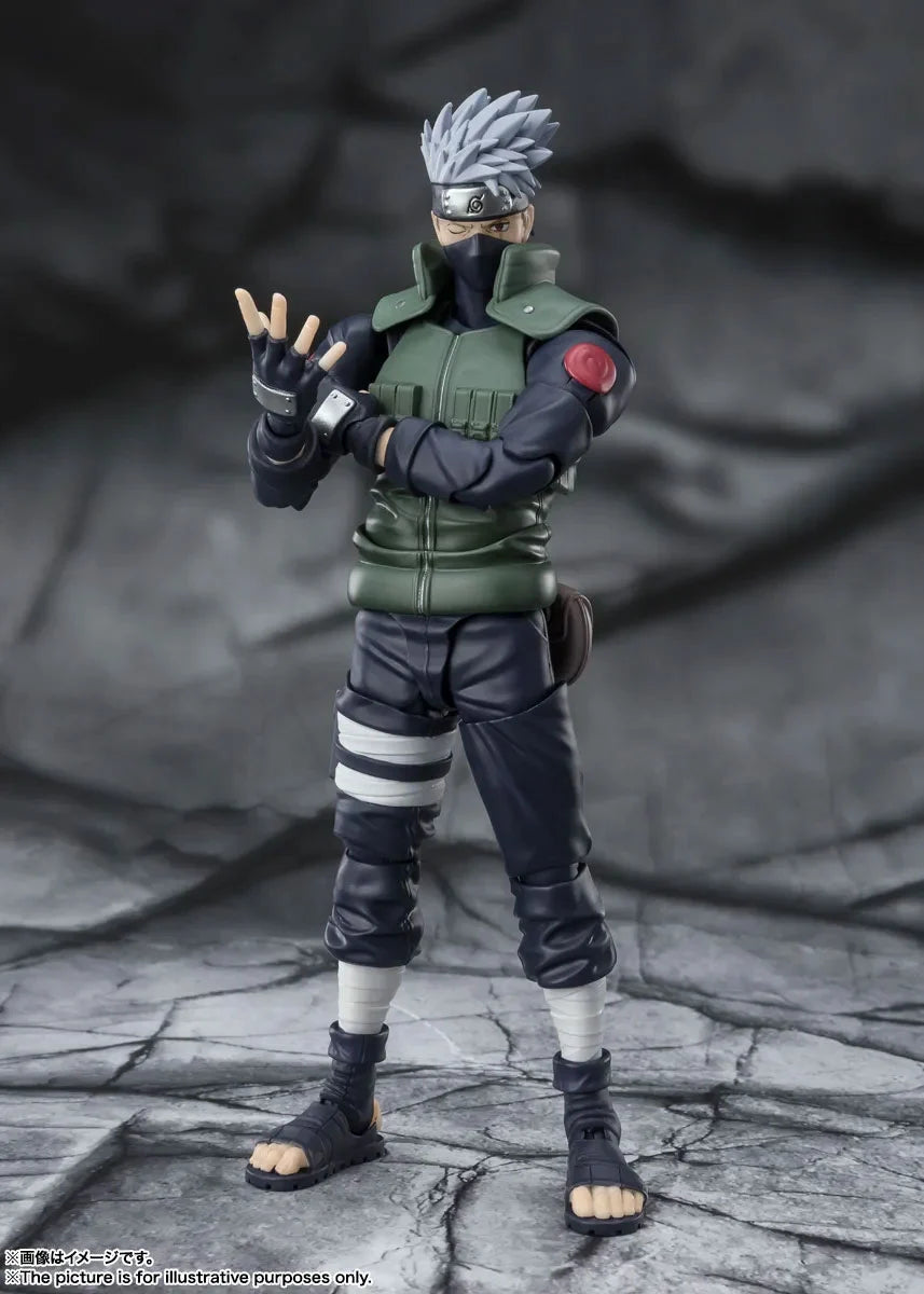 Pre-Order: Naruto: Shippuden S.H.Figuarts Kakashi Hatake (The Famed Sharingan Hero) Action Figure (Reissue)