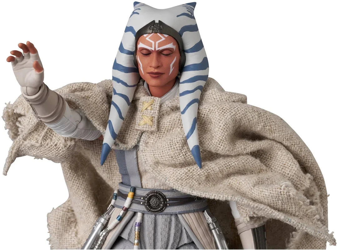 PRE-ORDER: Star Wars: Ahsoka MAFEX No.315 Ahsoka Tano (Peridea Ver.) Action Figure