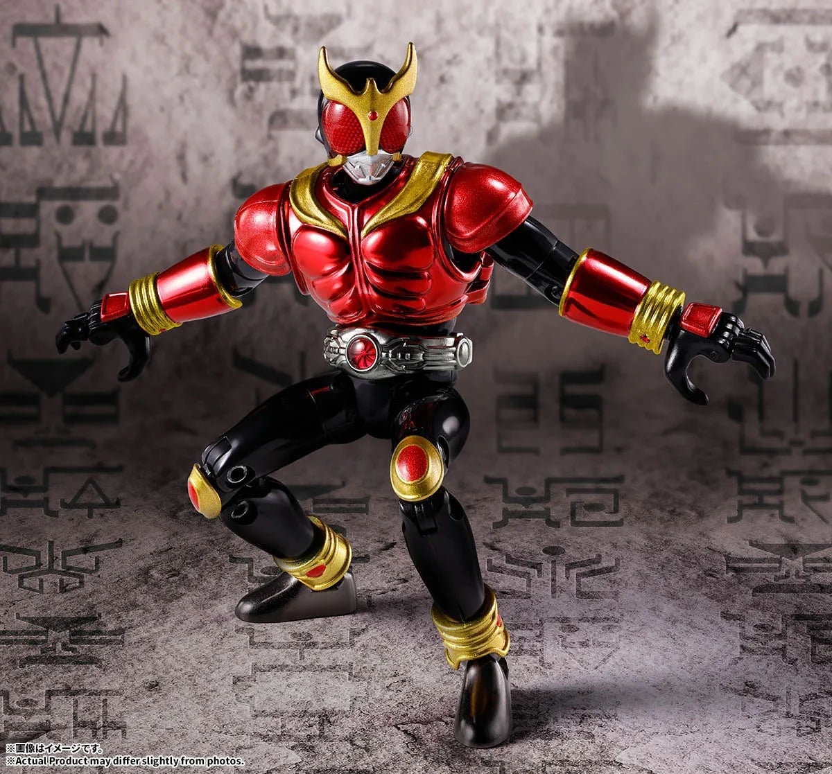 PRE-ORDER - Kamen Rider Kuuga Souchaku Henshin Kamen Rider Kuuga Mighty Form Action Figure