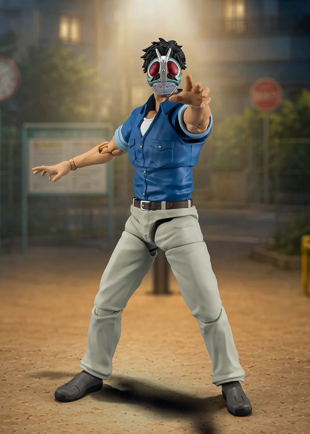 PRE-ORDER - Tojima Wants to Be a Kamen Rider S.H.Figuarts Tojima Tanzaburo Action Figure