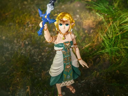 Pre-Order - The Legend of Zelda: Tears of the Kingdom Heroes of Hyrule Princess Zelda Action Figure