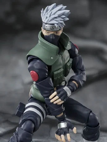 Pre-Order: Naruto: Shippuden S.H.Figuarts Kakashi Hatake (The Famed Sharingan Hero) Action Figure (Reissue)