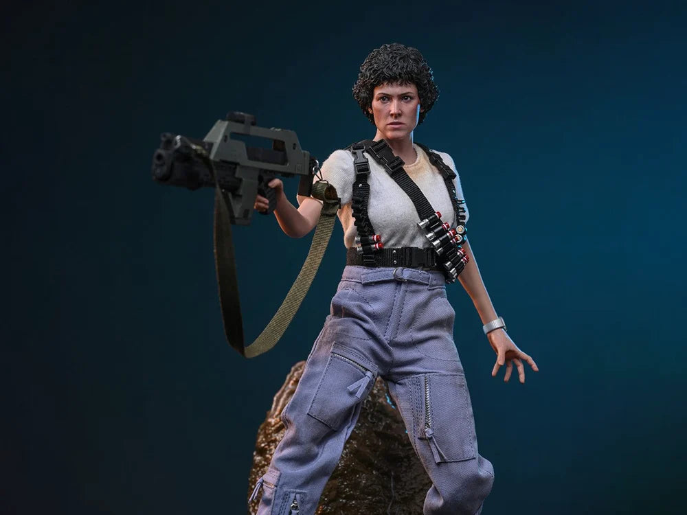 Pre-Order - Aliens MMS895 Ellen Ripley (Deluxe Ver.) 1/6th Scale Collectible Figure