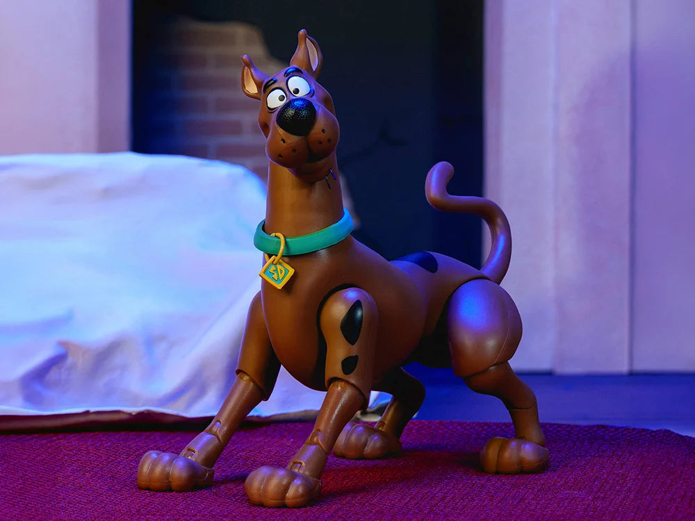 Pre-Order: Scooby-Doo Scooby-Doo 1/12 Scale Action Figure