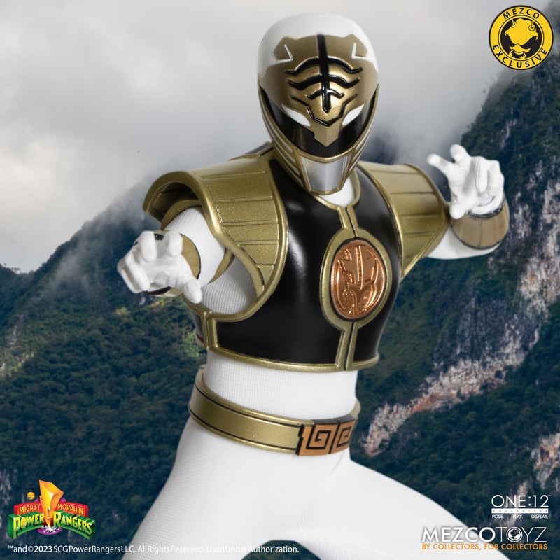 One:12 Mezco Mighty Morphin Power Rangers: White Ranger SDCC Exclusive