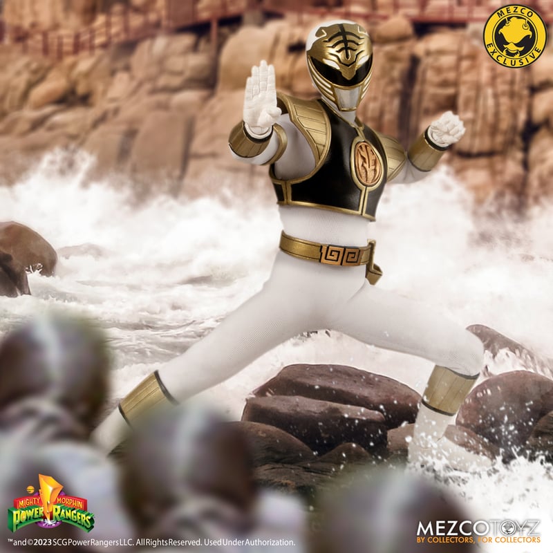 One:12 Mezco Mighty Morphin Power Rangers: White Ranger SDCC Exclusive