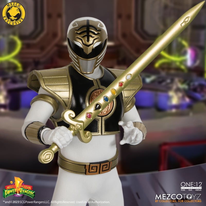One:12 Mezco Mighty Morphin Power Rangers: White Ranger SDCC Exclusive