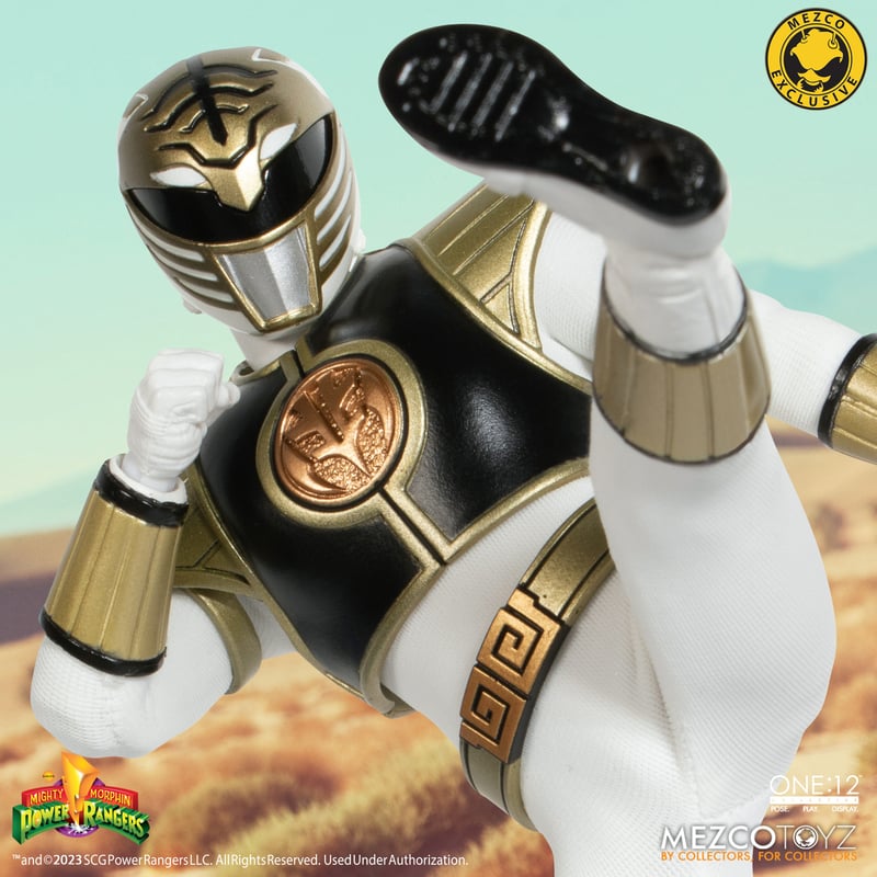 One:12 Mezco Mighty Morphin Power Rangers: White Ranger SDCC Exclusive