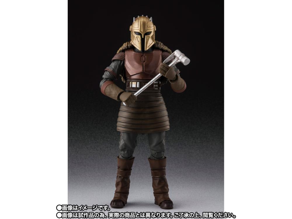 The Mandalorian S.H.Figuarts The Armorer Exclusive