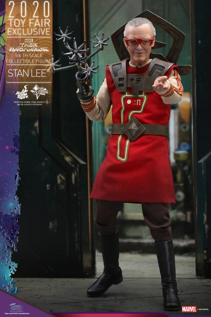Thor: Ragnarok MMS570 Stan Lee 1/6th Scale Collectible Figure