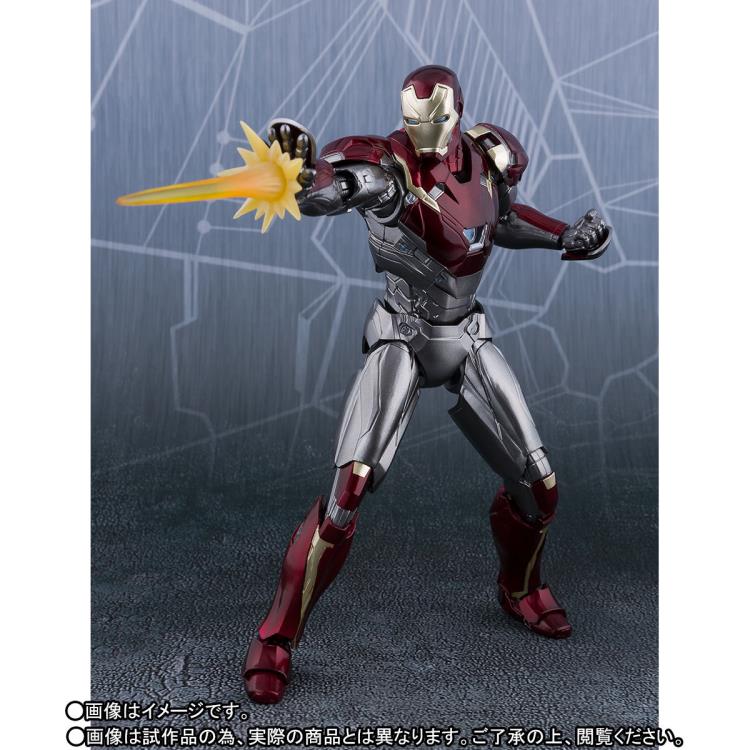 Spider-Man: Homecoming S.H.Figuarts Spider-Man (Homemade Suit Ver.) & Iron Man (Mark XLVII) Exclusive