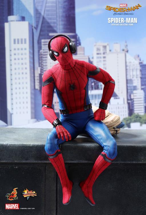 Spider-Man: Homecoming MMS425 Spider-Man 1/6th Scale Collectible Figure