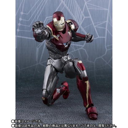Spider-Man: Homecoming S.H.Figuarts Spider-Man (Homemade Suit Ver.) & Iron Man (Mark XLVII) Exclusive
