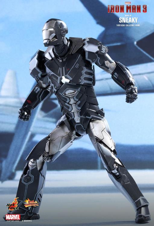 Iron Man 3 MMS348 Sneaky (Mark XV) 1/6th Scale Collectible Figure