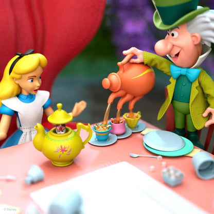 Alice in Wonderland Ultimates! The Tea Time Mad Hatter