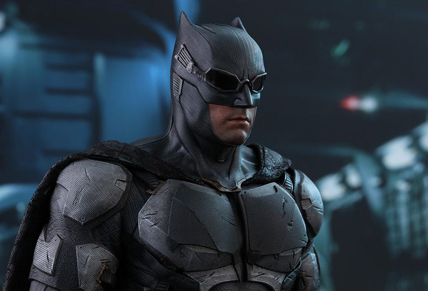 Justice League MMS432 Batman (Tactical Batsuit Ver.) 1/6th Scale Collectible Figure
