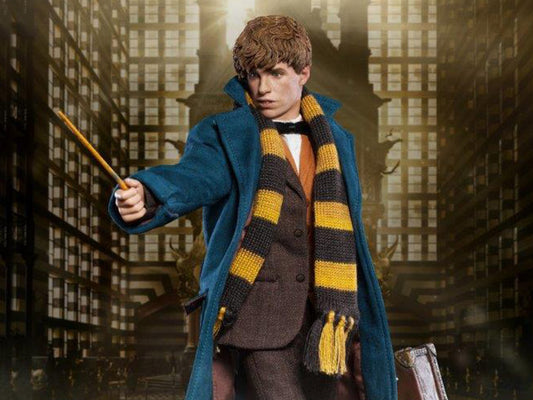 Fantastic Beasts and Where to Find Them Newt Scamander 1/6 Scale Collectible Figure
