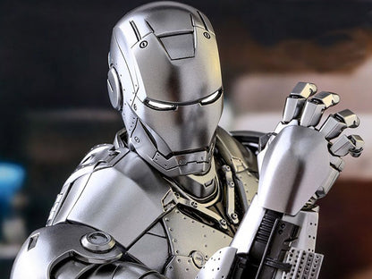 Iron Man MMS431D20 Iron Man (Mark II) 1/6th Scale Collectible Figure