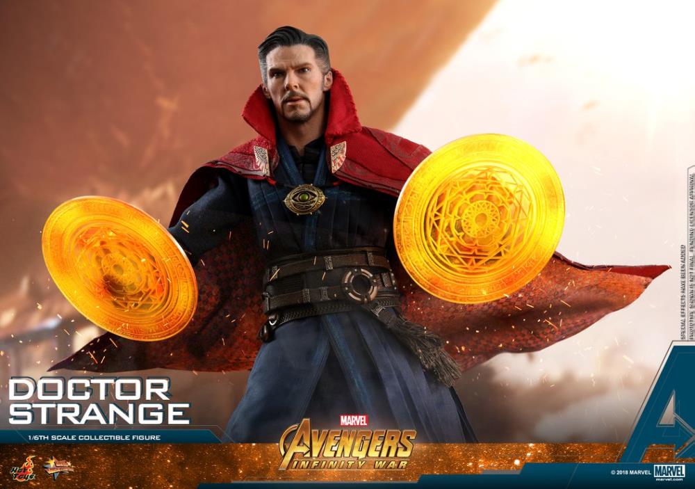Avengers: Infinity War MMS484 Doctor Strange 1/6th Scale Collectible Figure
