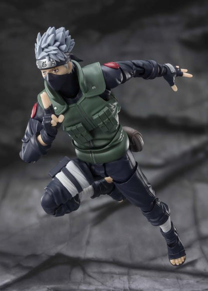 Naruto: Shippuden S.H.Figuarts Kakashi Hatake (Famed Sharingan Hero)