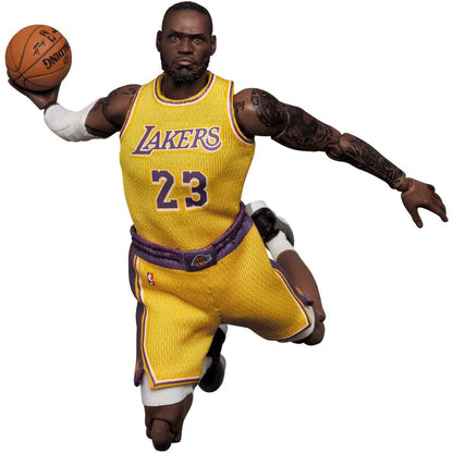 LeBron James MAFEX No.127 Figure
