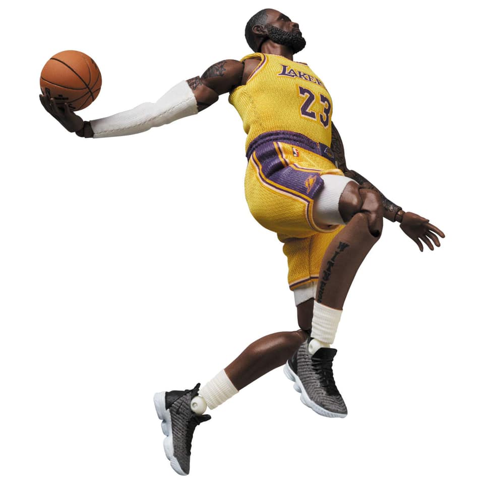 LeBron James MAFEX No.127 Figure