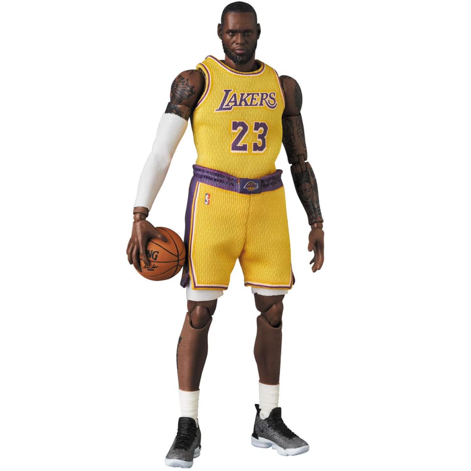 LeBron James MAFEX No.127 Figure