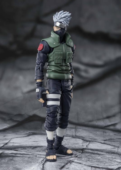 Naruto: Shippuden S.H.Figuarts Kakashi Hatake (Famed Sharingan Hero)