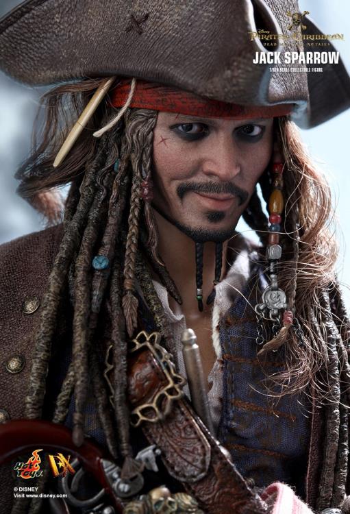 Pirates of the Caribbean: Dead Men Tell No Tales DX15 Jack Sparrow 1/6th Scale Collectible Figure